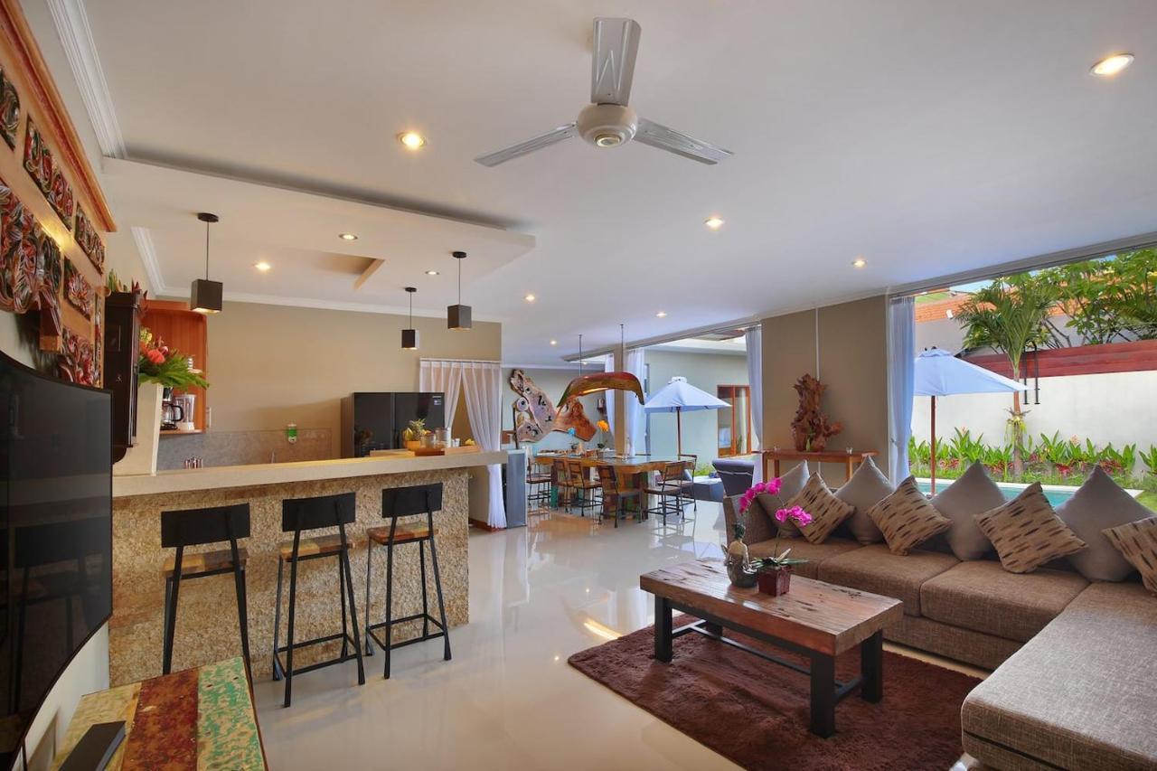 Kae Villa Anggrek Seminyak Exterior foto